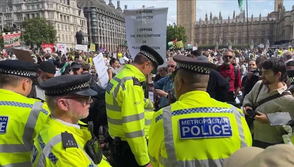 شرطة لندن (مواقع)