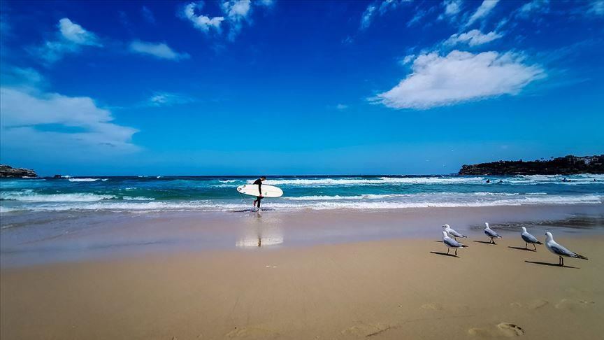 شاطئ في أستراليا (مواقع).