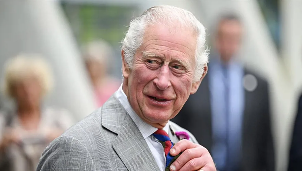 الملك تشارلز الثالث يقوم بزيارة دولة إلى الفاتيكان في أواخر تشرين الأول