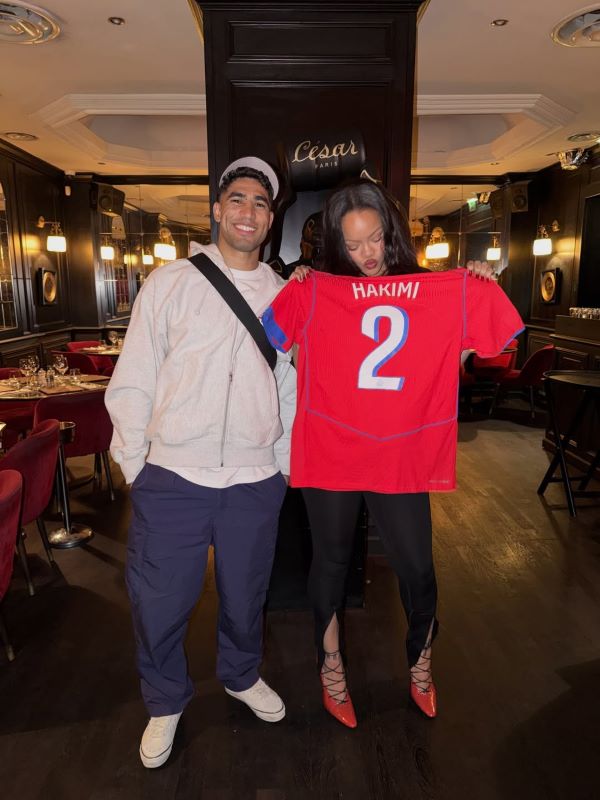 أشرف حكيمي وريهانا. (إنستغرام)