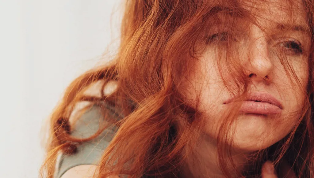 ما سبب التعب الصباحي بعد ساعات النوم الطويلة؟