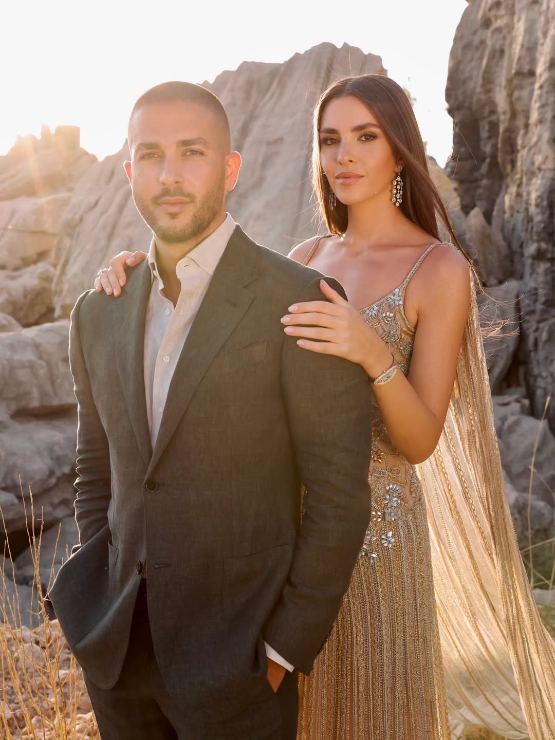 سيليو صعب ببدلة باللون الاخضر الزيتوني الى جانب زين قطامي المتألقة بفستان من ايلي صعب (إنستغرام)