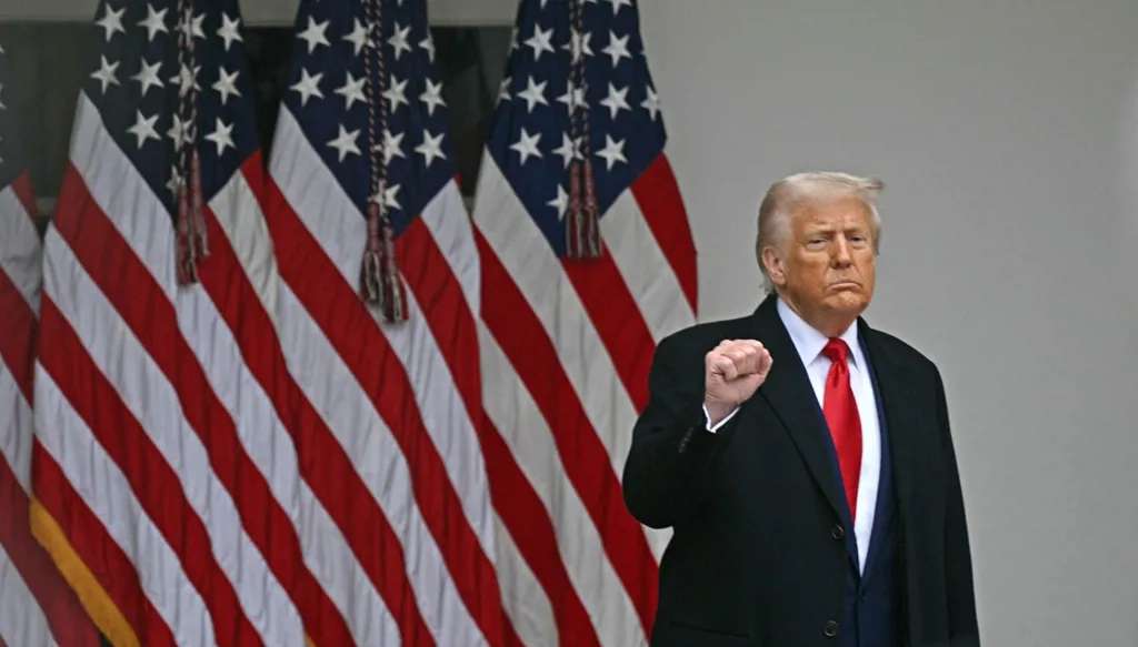 "غير مبرّرة"... تخبّط عالمي بعد رسوم ترامب الجمركية