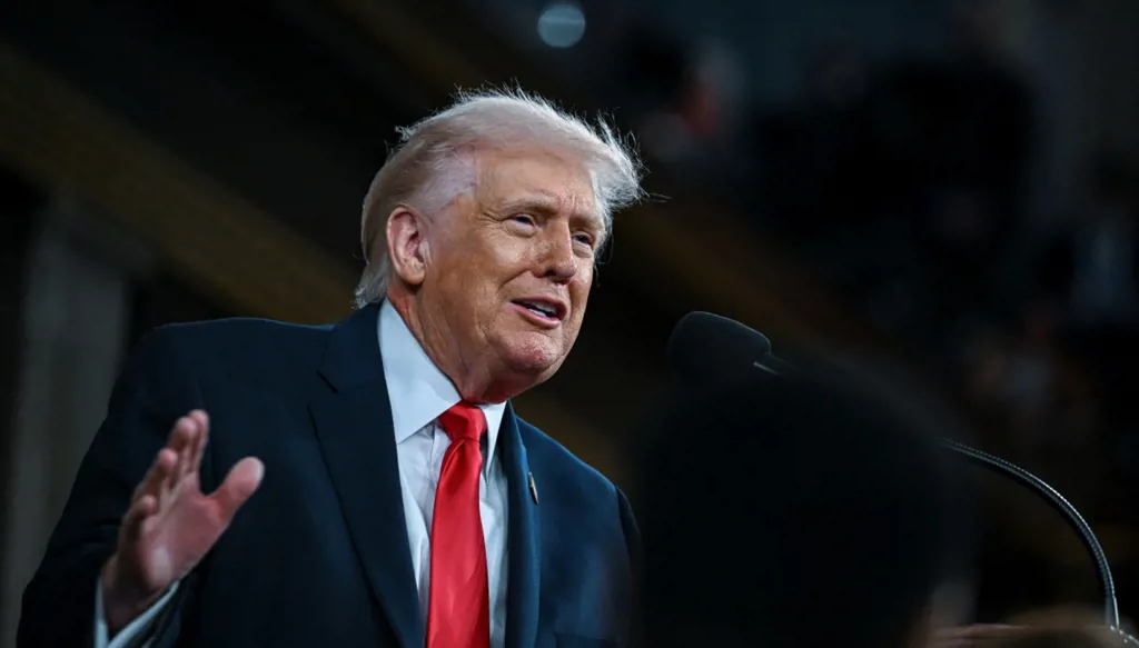 إيران تتحدّث عن "تفاهم متبادل"... والخيارات العسكرية على طاولة ترامب