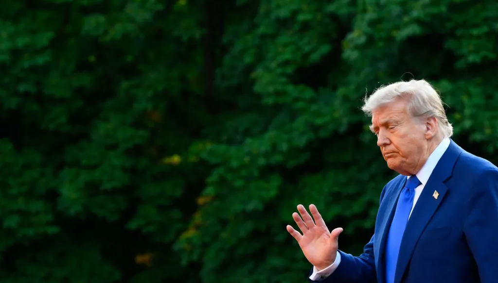 344 مقابل 79... تصويت في مجلس النواب الأميركي على تحرّك لعزل ترامب