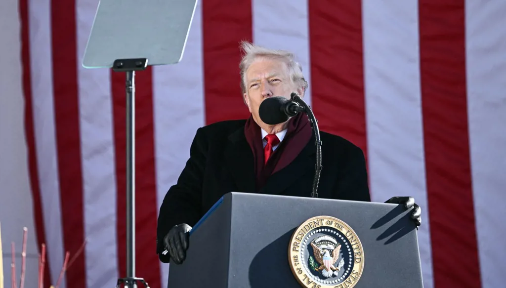 ترامب: من الواجب مقاضاة "بي بي سي"