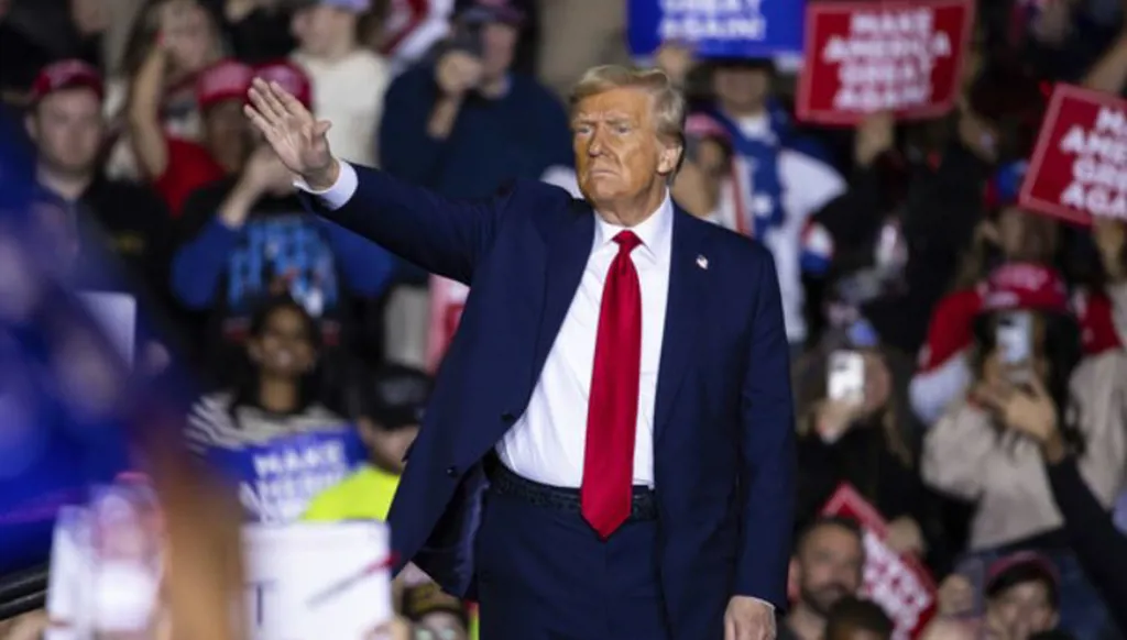 "بوليتيكو": "التايم" ستختار ترامب شخصية العام