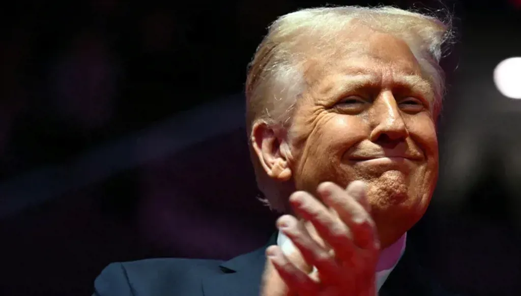 Trump menace l'Iran d'un « Enfer Sans Précédent » alors que les États-Unis exécutent un audacieux sauvetage de pilote de F-15