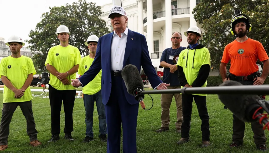 تعرفات ترامب: إثراء لأميركا أم إفقار للعالم؟