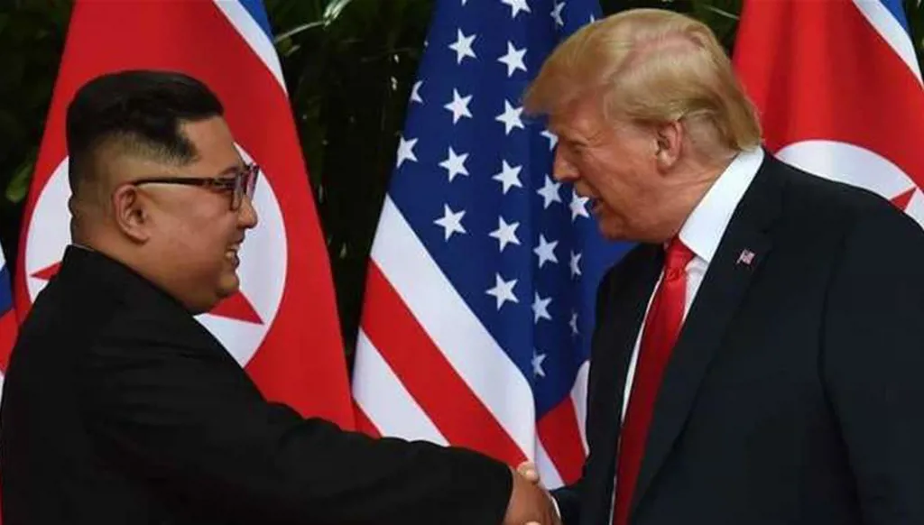 ترامب يعتزم الاتصال بـ"الرجل الذكي"  كيم جونغ أون