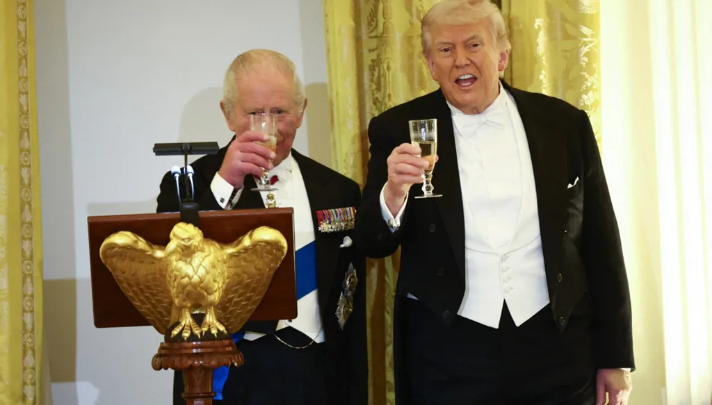 الملك تشارلز لترامب: لولانا لكنتم تتحدّثون الفرنسية (فيديو)