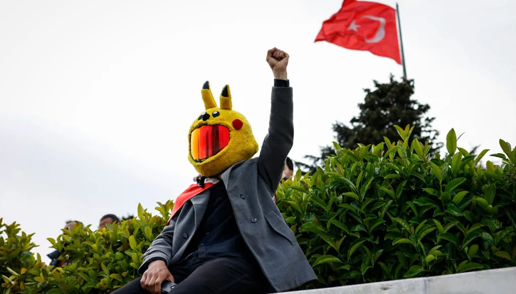 تركيا... المعارضة تدعو إلى تجمّع أمام البرلمان الأربعاء