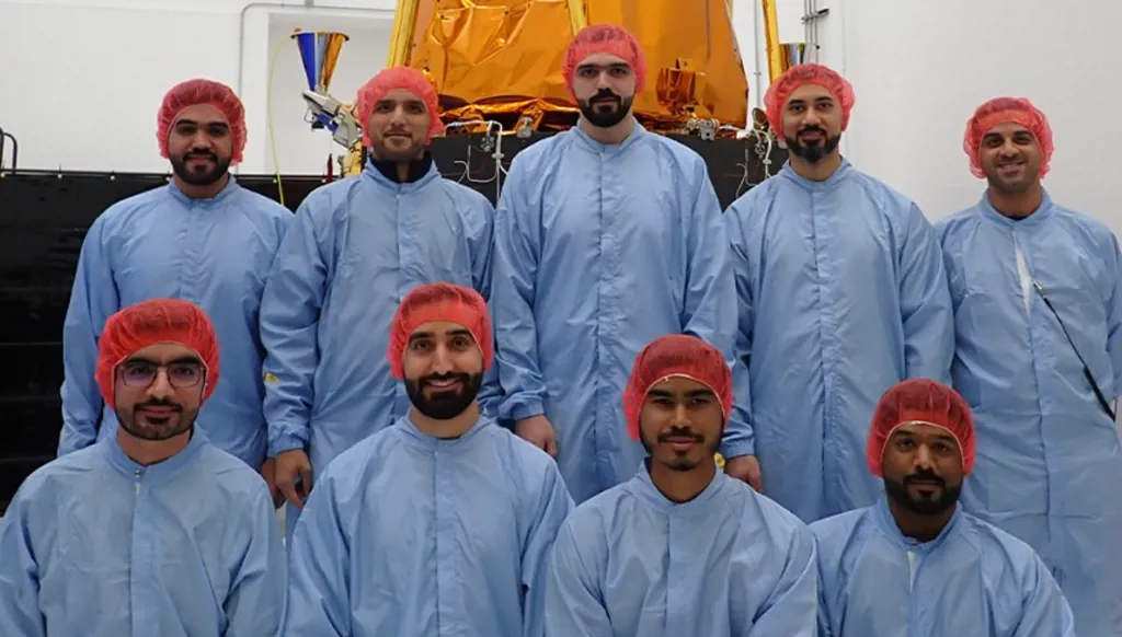 فريق مهمة محمد بن زايد سات يكمل الاختبارات النهائية على القمر الاصطناعي الأكثر تطوراً في المنطقة