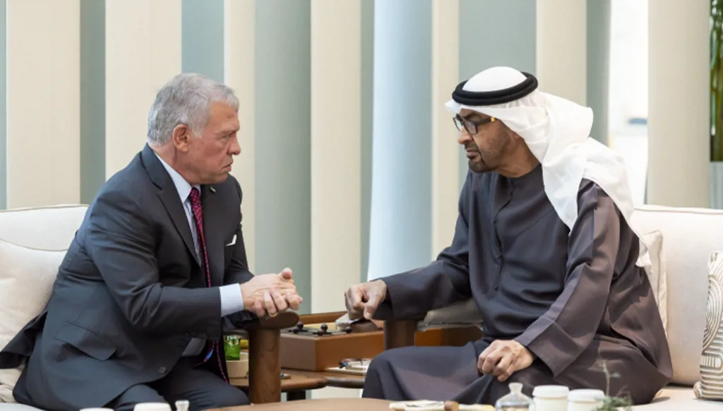 ملك الأردن ورئيس الإمارات يبحثان التطورات الإقليمية