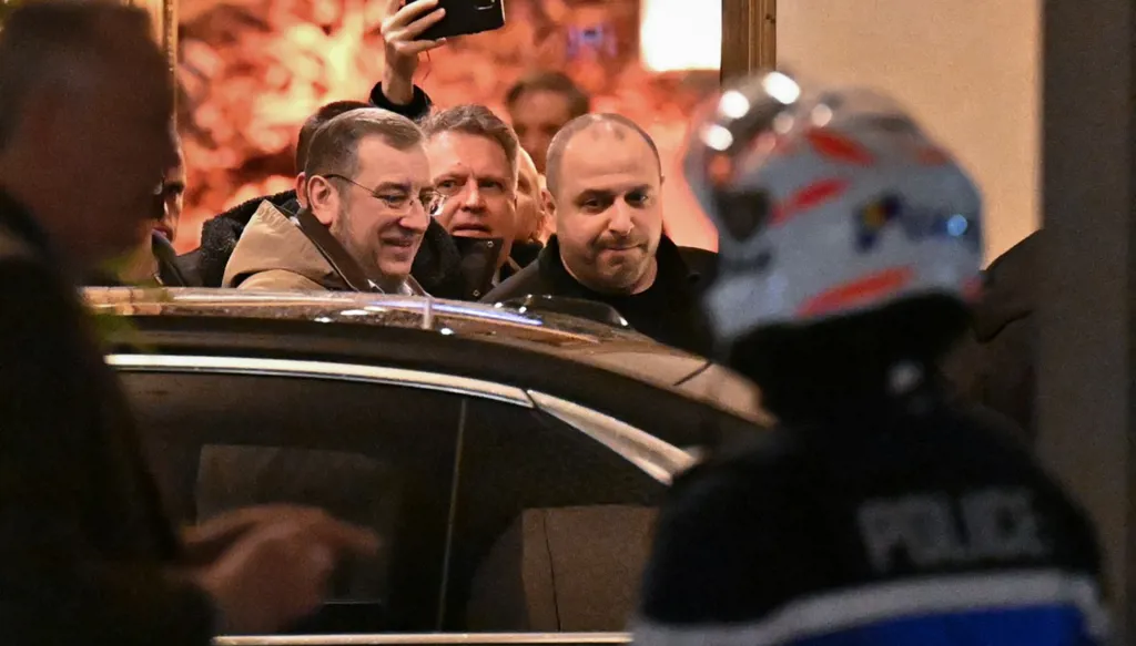 انتهاء اليوم الثاني من المفاوضات الروسية - الأوكرانية... زيلينسكي: المحادثات صعبة