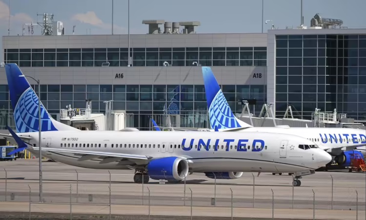 اقتصر الاضطراب على رحلات يونايتد في مطارات دنفر ونيوارك وهيوستن وشيكاغو (وكالات)