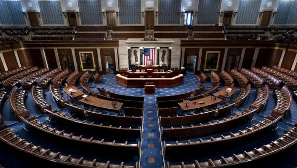 مجلس النواب الأميركي يقرّ مشروع قانون لتجنّب الإغلاق الحكومي