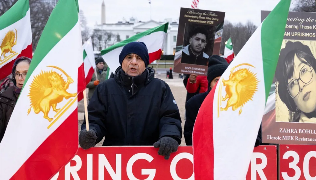 ضغوط في أميركا لترحيل ابنة مسؤول إيراني... من هي؟