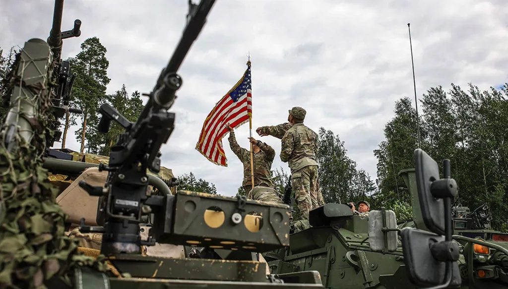 الولايات المتحدّة تخفّض وجودها العسكري في أوروبا... و"الناتو" يعلّق