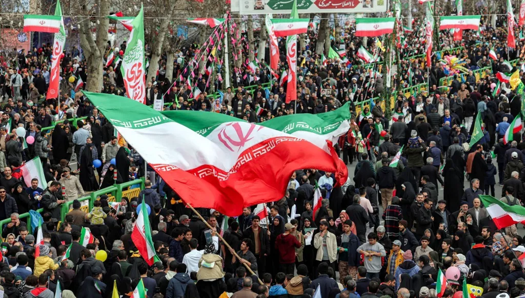 الجيش الأميركي يستعد لعمليات متواصلة ضد إيران… ومحادثات في جنيف الثلاثاء