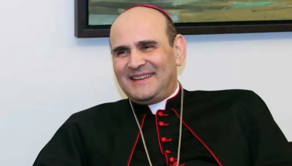 السفير البابوي إلى الشريط الحدودي