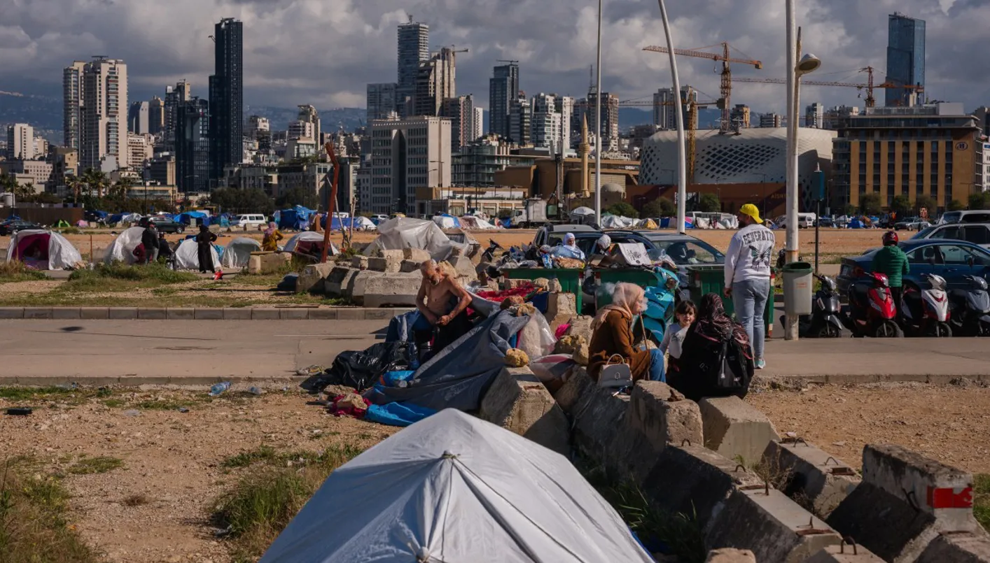 #عاجل -  حزب الله: ندعوكم في هذه اللحظات المصيرية إلى مزيد من الصبر والثبات والانتظار، وعدم التوجه إلى القرى والبلدات والمناطق المستهدفة في الجنوب والبقاع والضاحية الجنوبية لبيروت قبل صدور الإعلان الرسمي النهائي لوقف إطلاق النار في لبنان