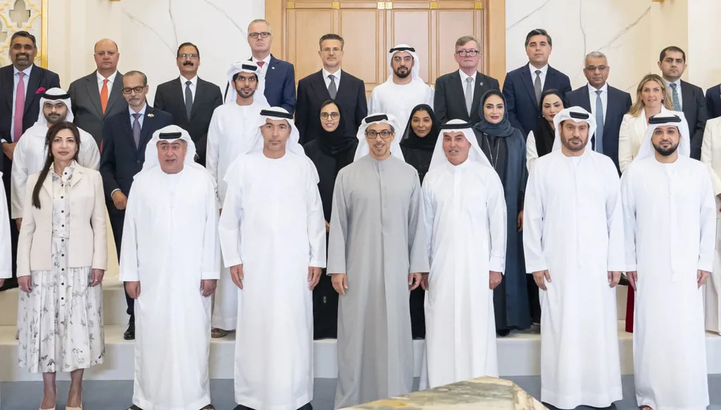 الإمارات تطلق "جيوَن".. أول منظومة وطنية لبطاقات المدفوعات
