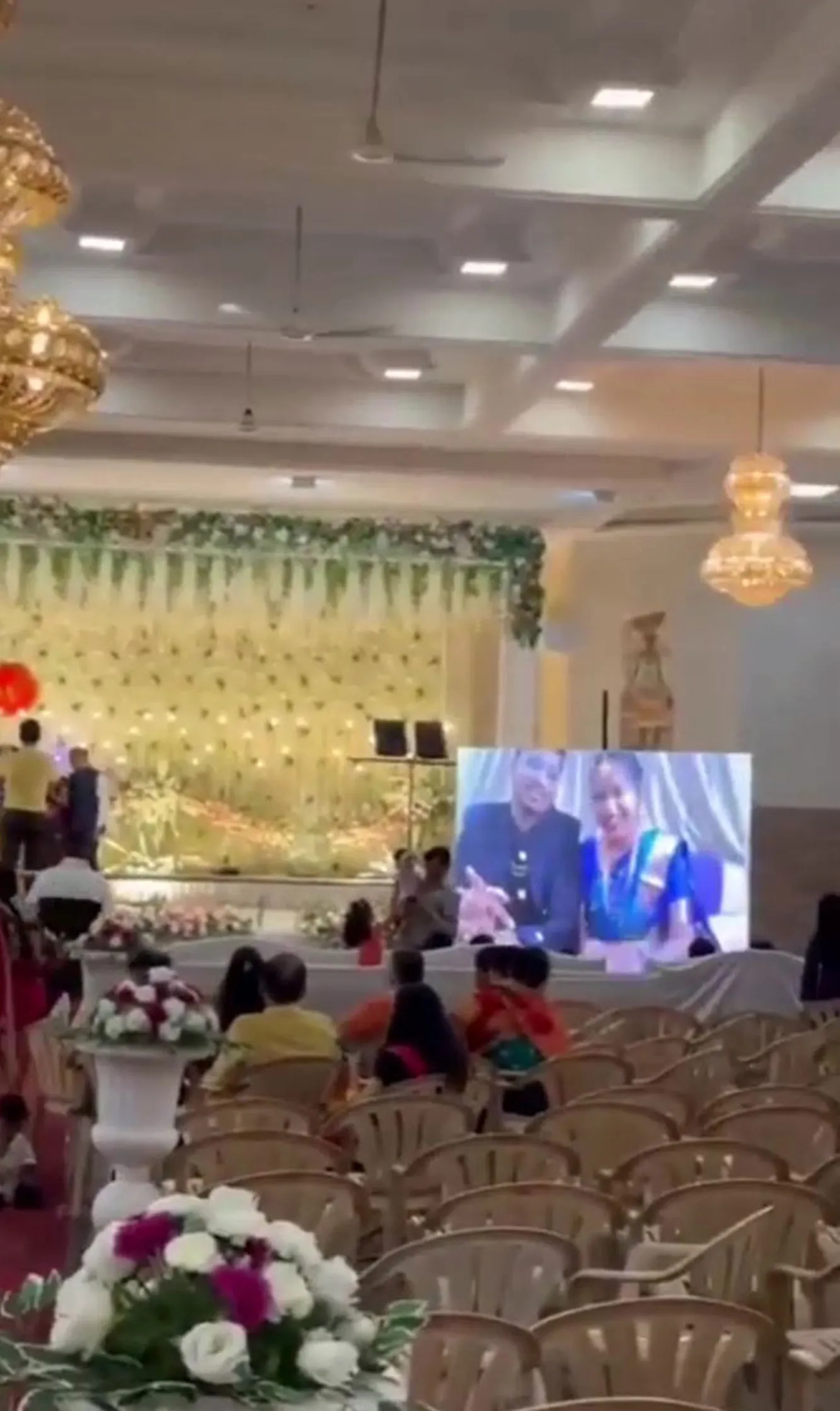 ميدها كشيراساغار وسانغاما داس يحضران زفافهما افتراضياً. (نيوزلايونز / SWNS)