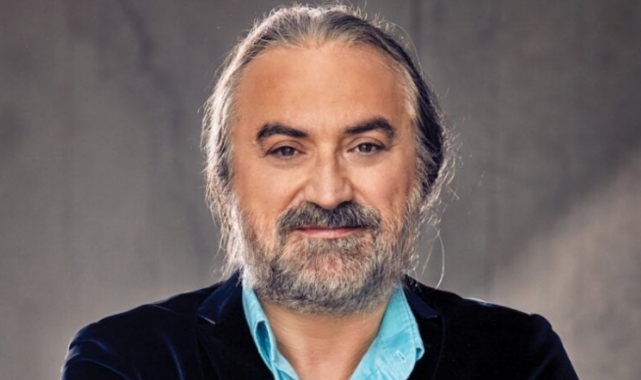 المغني التركي الشهير فولكان كوناك.