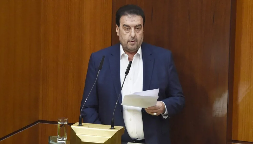وليد البعريني يدعو إلى "شد الأحزمة": تموّنوا فالآتي سيئ!