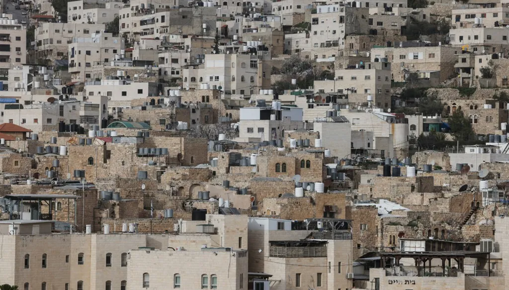 ردود على القرار الإسرائيلي بشأن أراضي الضفة: تهديد للأمن والاستقرار