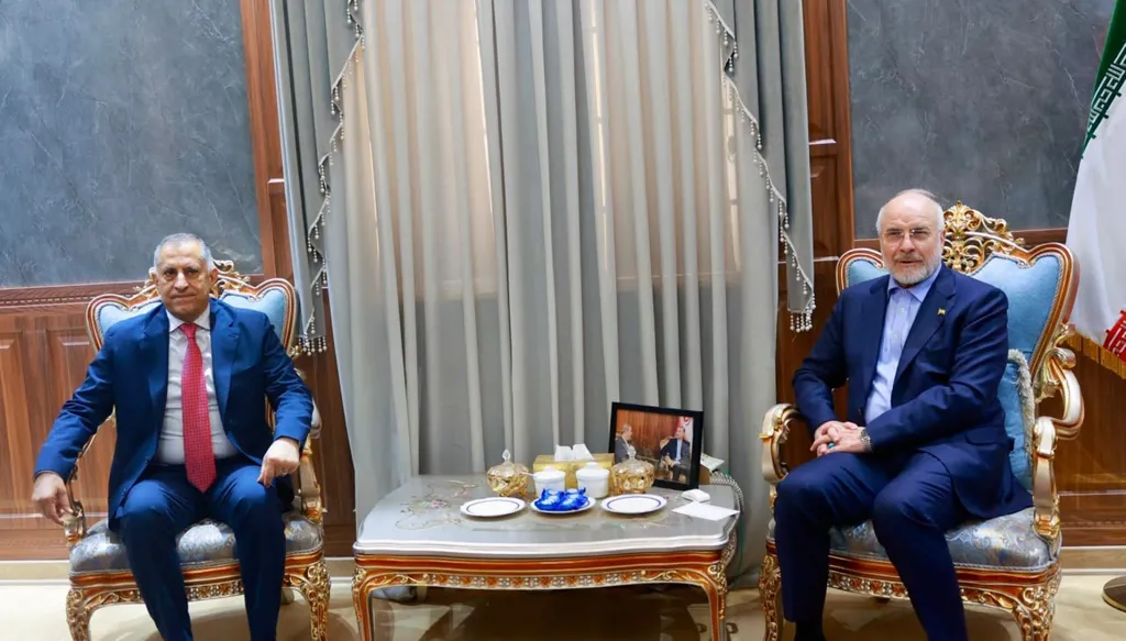 قاليباف من العراق: ندعم البرنامج الحكومي لإطارٍ قانوني يُنظّم السلاح