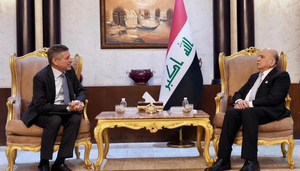 وزير الخارجية العراقي يلتقي القائم بالأعمال الأميركي الجديد... بماذا تباحثا؟