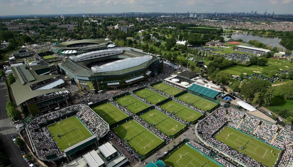 ويمبلدون تكسر إرثها الكلاسيكي وتدخل عصر التكنولوجيا