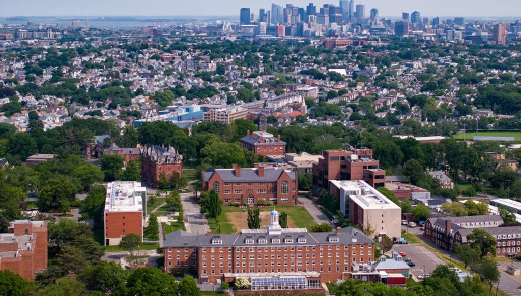 قاضية أميركية تأمر برفع قيود على طالبة مؤيدة للفلسطينيين بجامعة "تافتس"