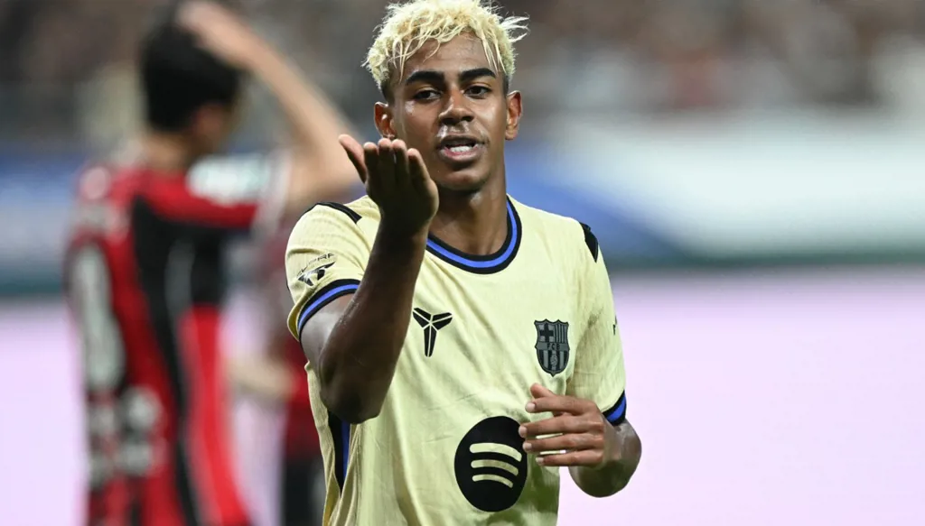 هل أنهى لاعب ريال مدريد علاقة يامال وصديقته؟