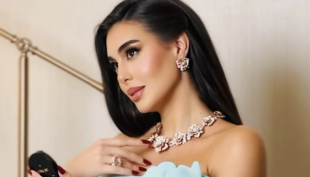 ياسمين صبري تتألّق بين الأزرق الزاهي والأسود البرّاق وأسعار حقائب يدها خياليّة (صور وفيديو)