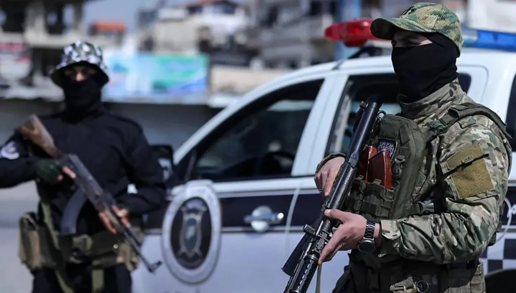 قوّات سورية تشتبك مع مهرّبين على الحدود مع لبنان