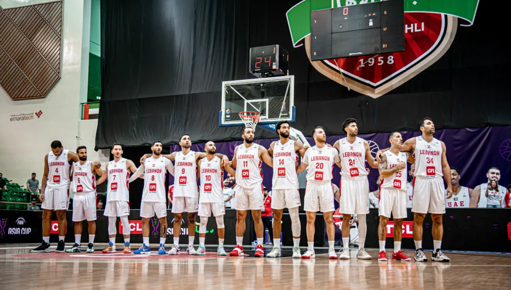 منتخب لبنان يفوز على سوريا ويتأهل إلى نهائيات كأس آسيا 2025 لكرة السلة