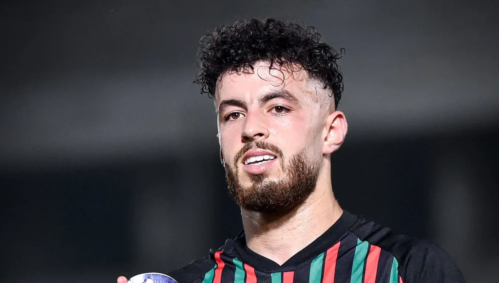 نجم الجيش الملكي يحط الرحال في قطر