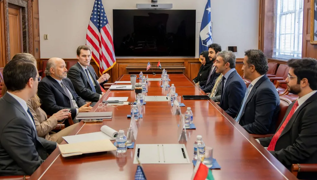 عبدالله بن زايد: الولايات المتحدة شريك استراتيجي بمسيرة التنمية الشاملة