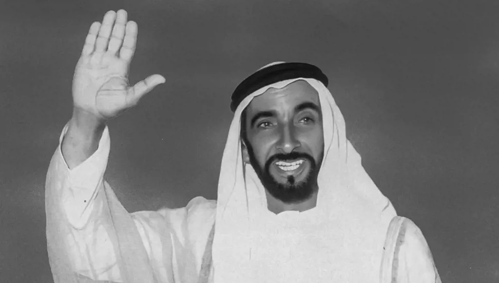 الشيخ زايد بن سلطان آل نهيان وروسو: حين يلتقي المؤسّس بالحكمة الفلسفية في ولادة الدولة