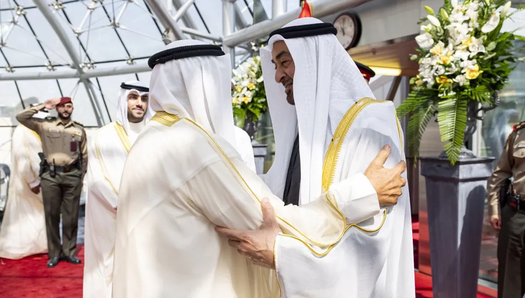 رئيس الإمارات في الكويت... زيارة أخوية ‏