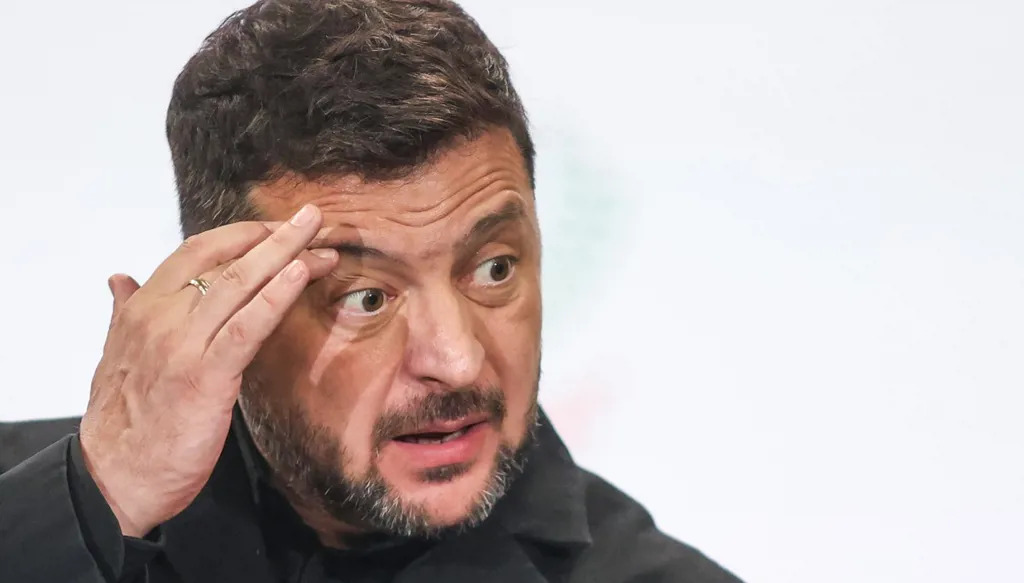 زيلينسكي: عقدنا محادثات مع واشنطن وسنرد على هجوم موسكو