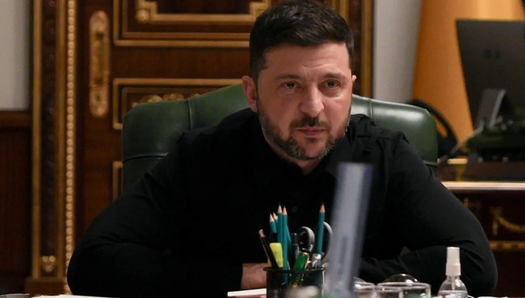 فضيحة فساد كبرى تهزّ أوكرانيا وتُنذر بمتاعب لزيلينسكي... مخاوف على الجهد الحربي والدّعم الغربي