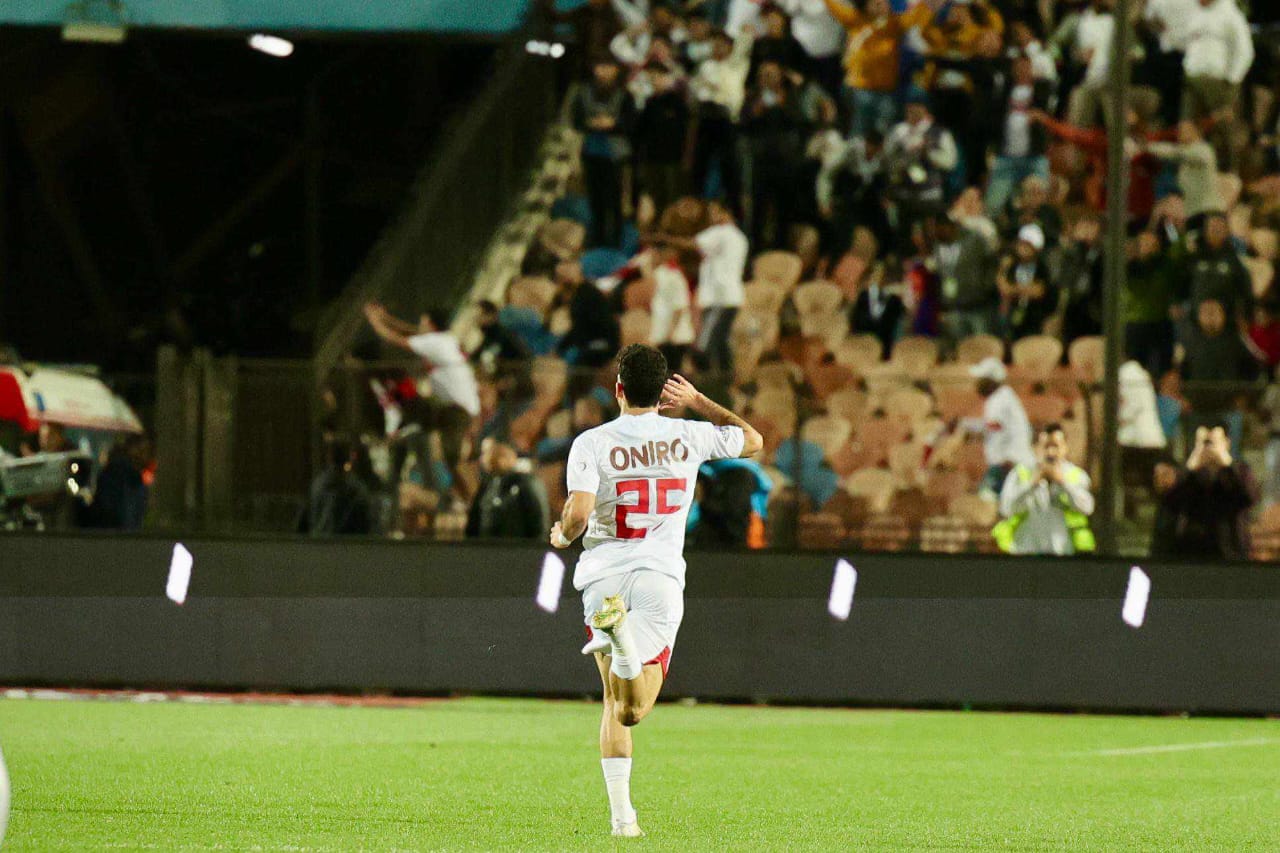 أحمد سيد زيزو بقميص الزمالك (إكس)