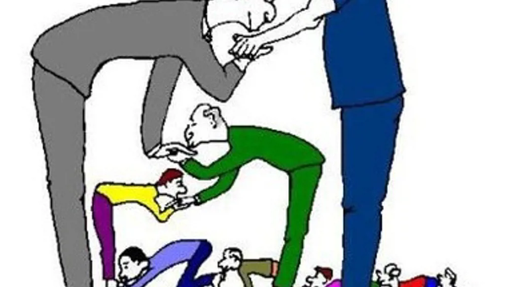 مسح الجوخ تودّد اليوم... تكافأ غداً!