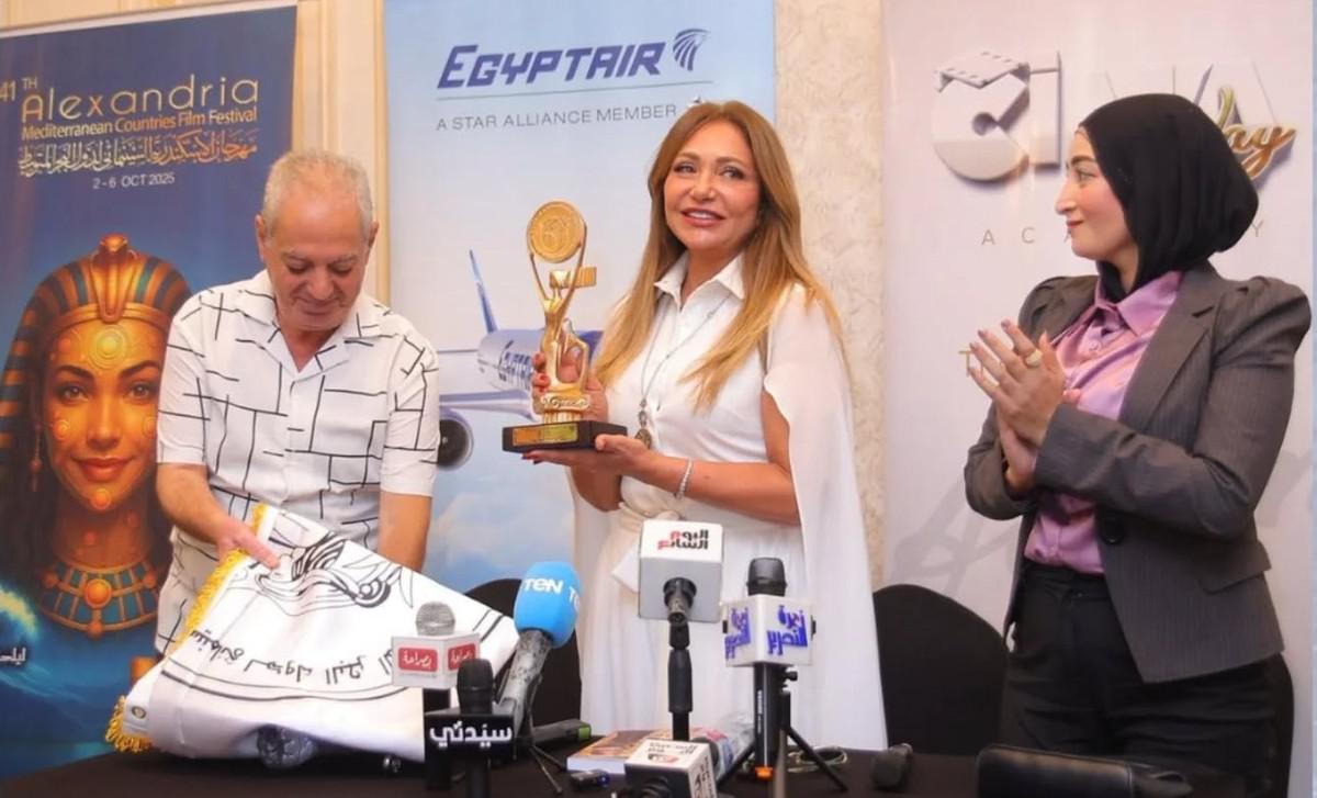 تكريم ليلى علوي (سوشيال ميديا)