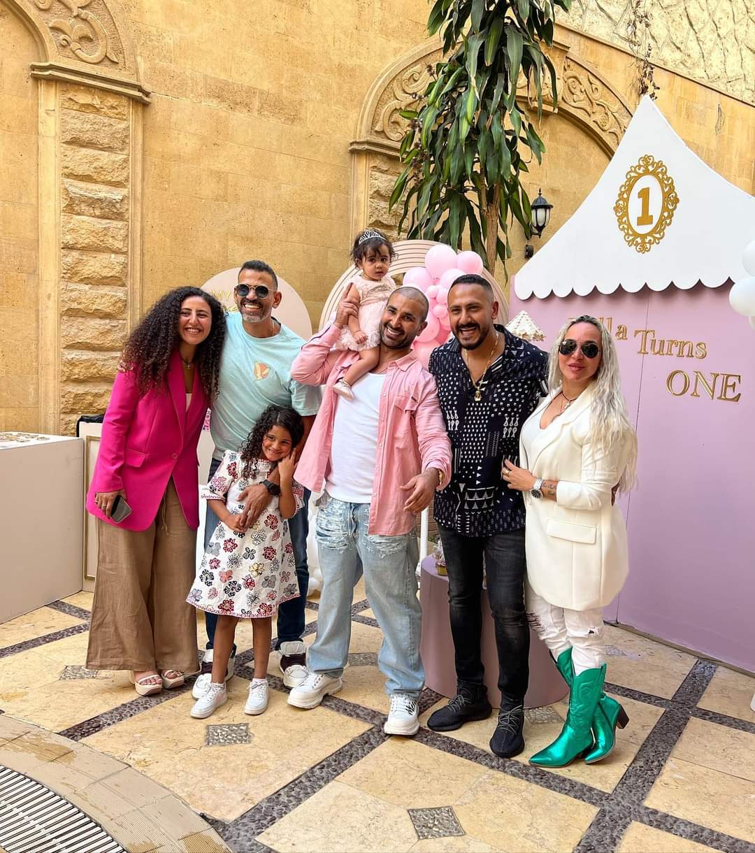 عائلة أحمد سعد وعلياء بسيوني (سوشيال ميديا)