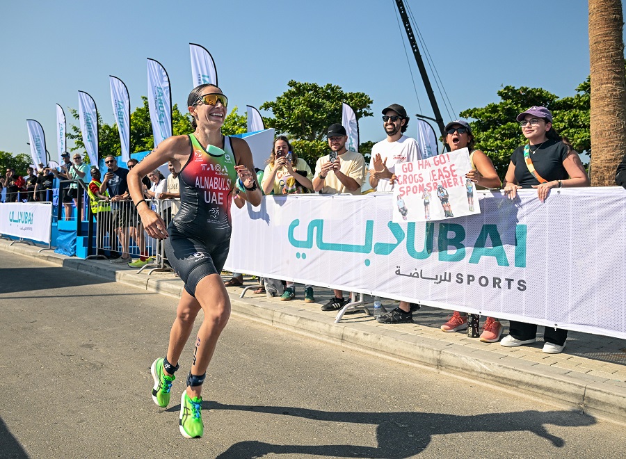 ختام استثنائي لكأس العالم للترايثلون للسيدات - دبي 2025. (وكالات) 